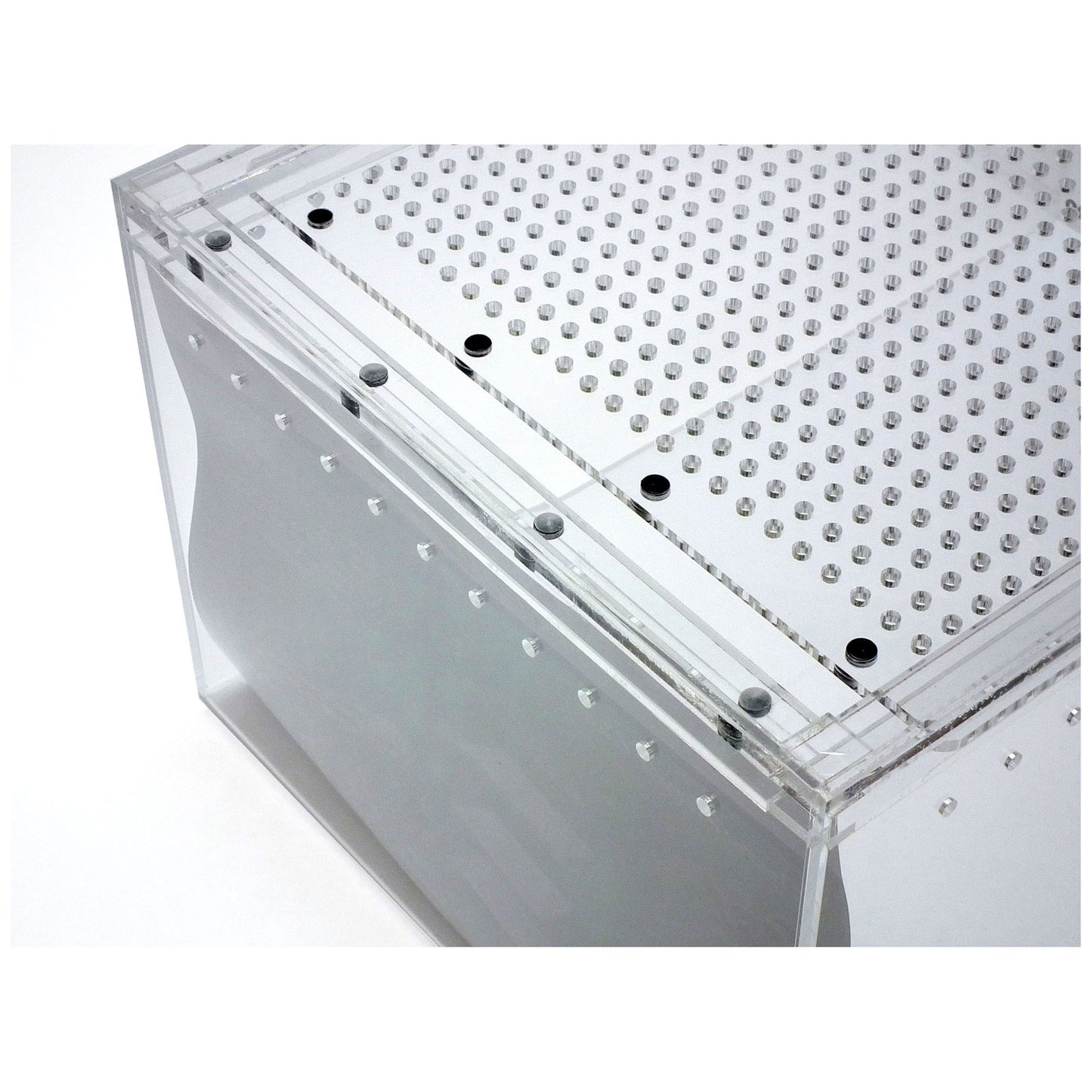 Acrylic Tank with Magnetic Locking Lid - 400 x 300 x 150mm